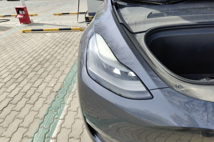 Tesla Model Y 2021 #8 Tesla Model Y 2021 car image #8