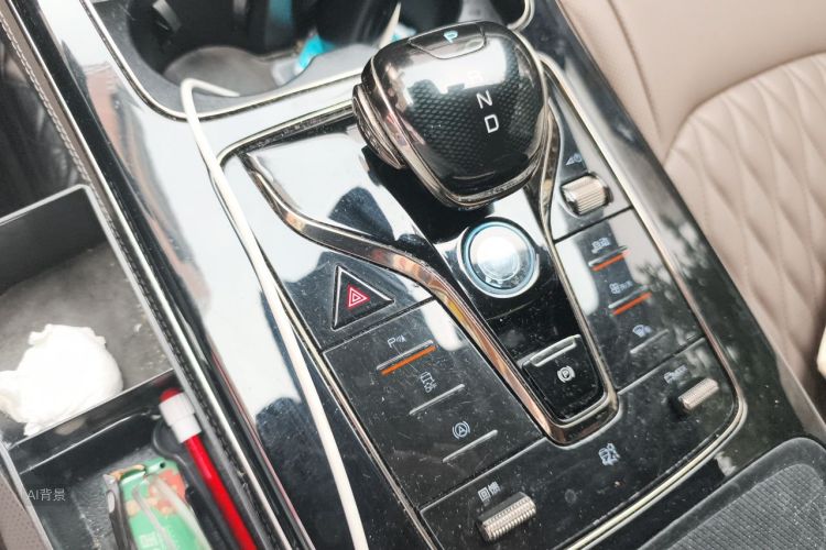 BYD Han 2023 car image #10