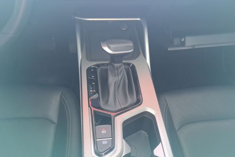 GEELY Emgrand 2023 car image #14