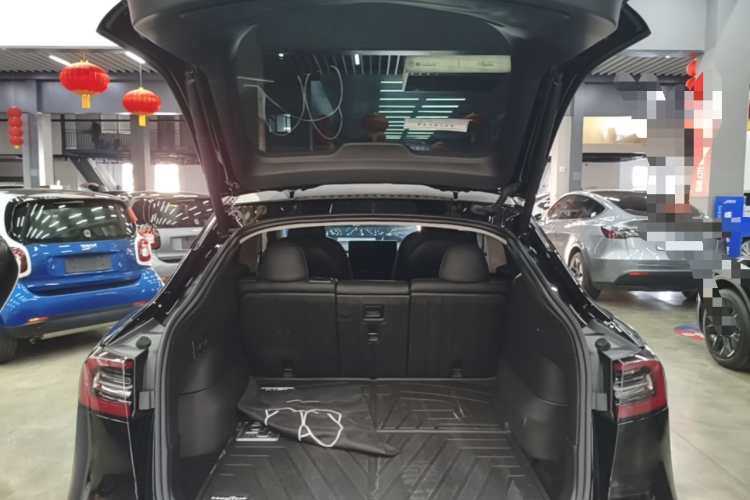 Tesla Model Y 2023 #19 Tesla Model Y 2023 car image #19