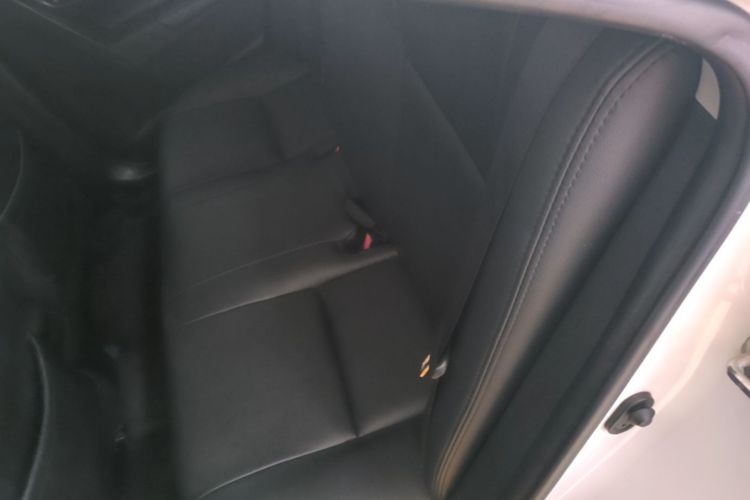 Toyota Corolla 2017 car image #13