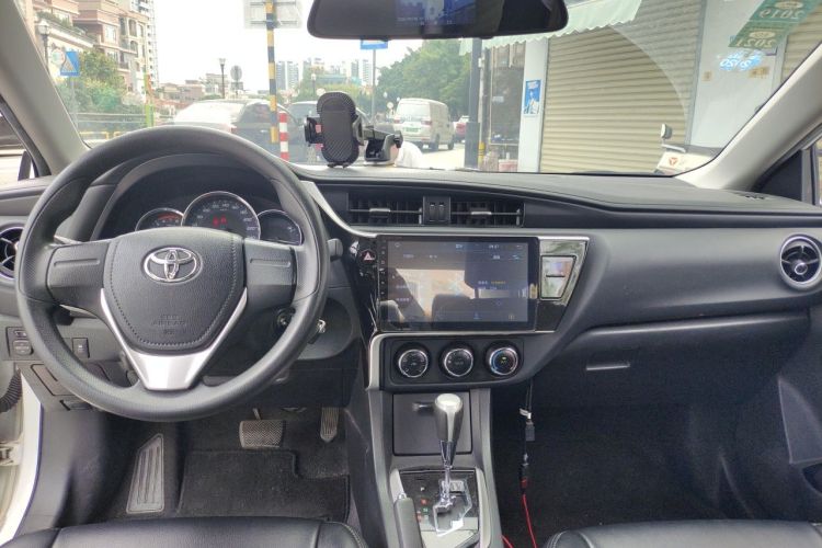 Toyota Corolla 2017 #12 Toyota Corolla 2017 car image #12