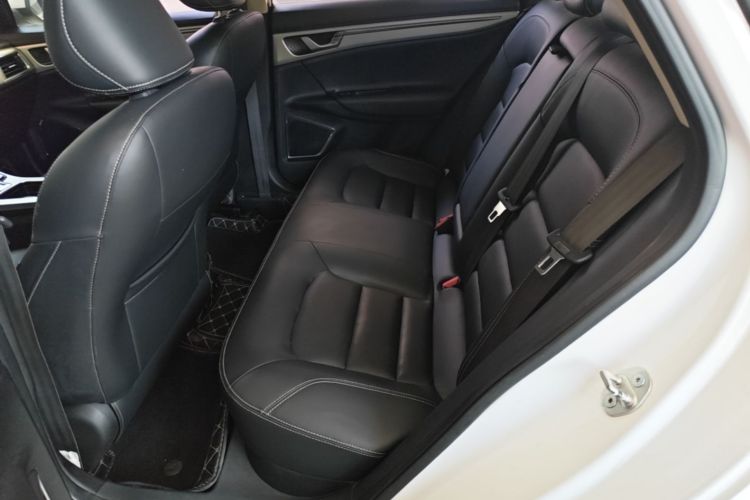 GEELY Emgrand GL 2017 car image #17