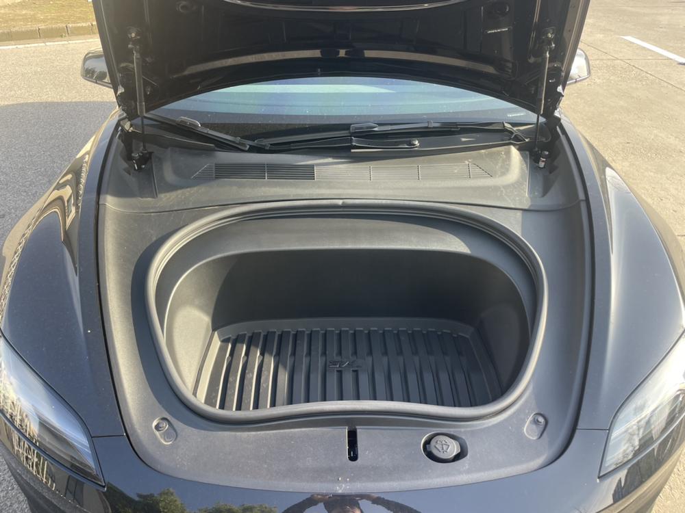 Tesla Model 3 2025 car image #14