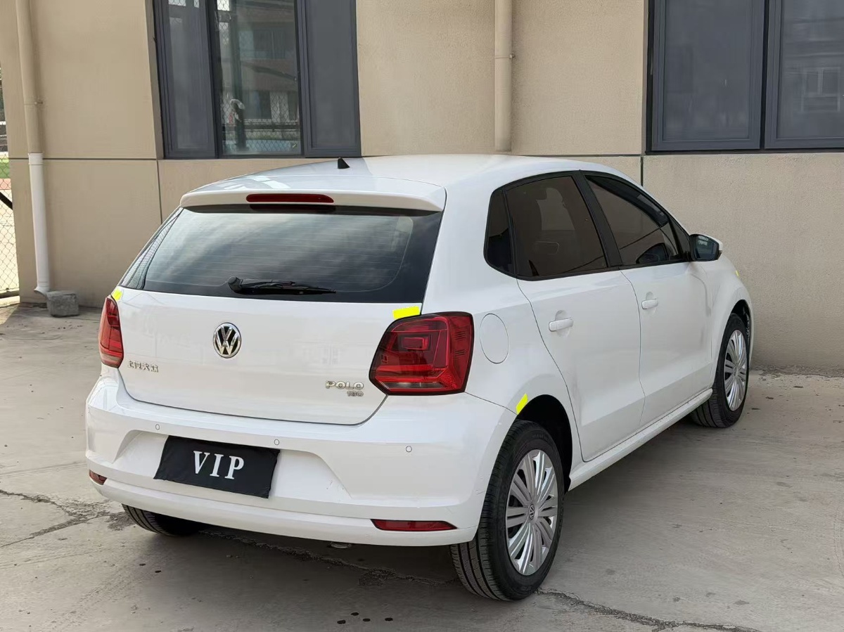 Volkswagen Polo 2018 car image #9
