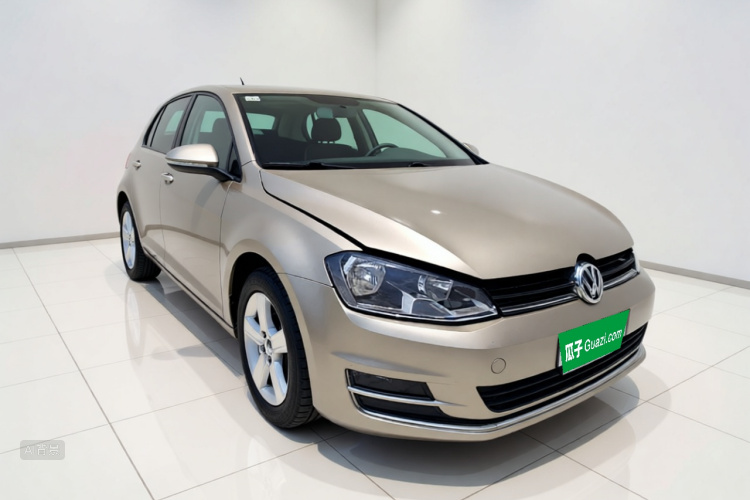 Volkswagen Golf 2015 car image #4