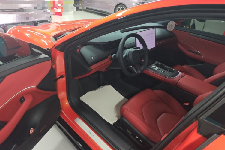 MI SU7 2025 immagine di auto #9