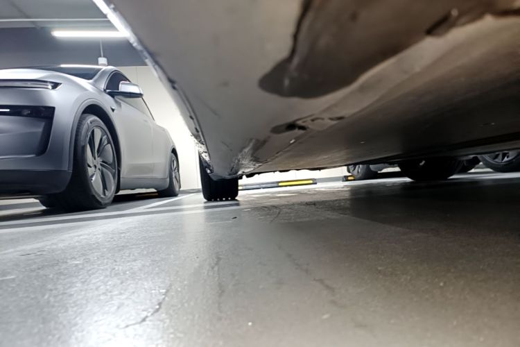 Tesla Model 3 2023 car image #24