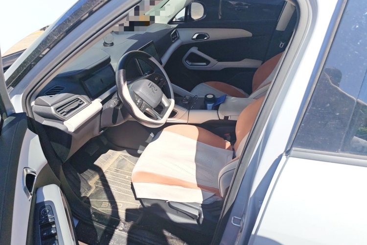 BYD YuanUP 2025 car image #15