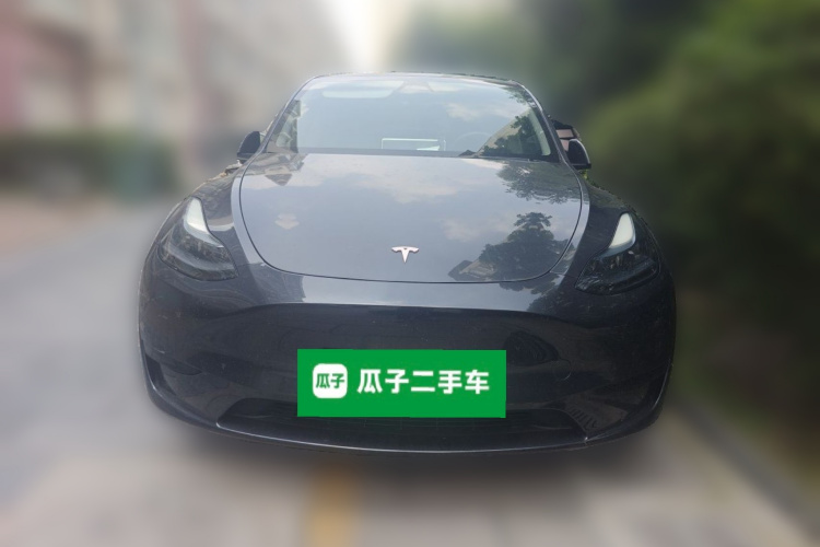 Tesla Model Y 2024 #3 Tesla Model Y 2024 car image #3