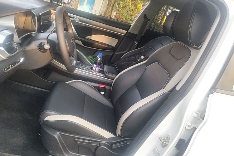 GEELY Coolray 2020 #15 GEELY Coolray 2020 صورة سيارة #15