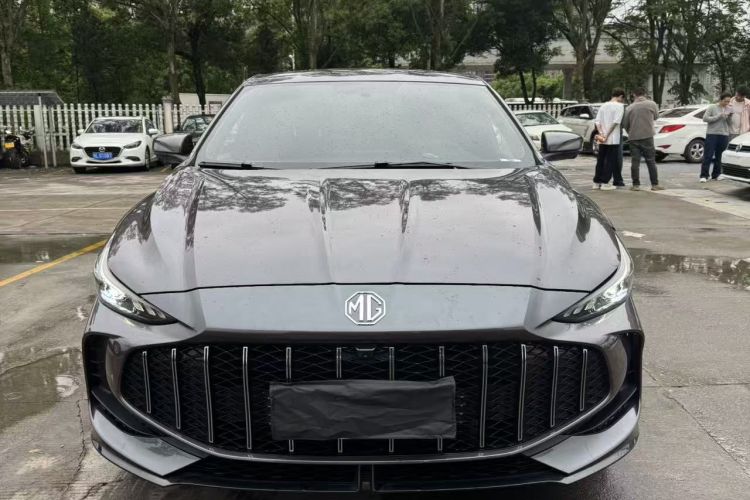 MG 5 2025 imagen de coche #3