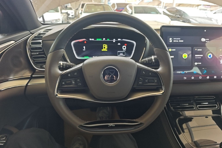 BYD Han 2021 car image #15