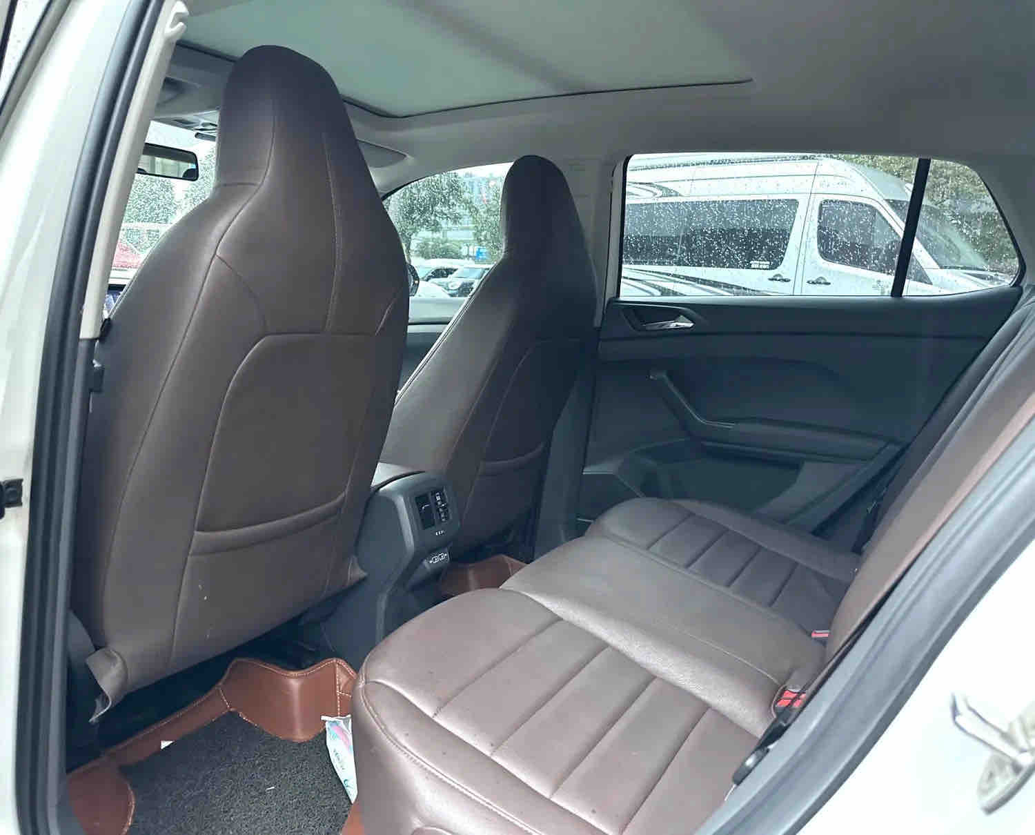 Volkswagen T-Cross 2020 #5 Volkswagen T-Cross 2020 car image #5