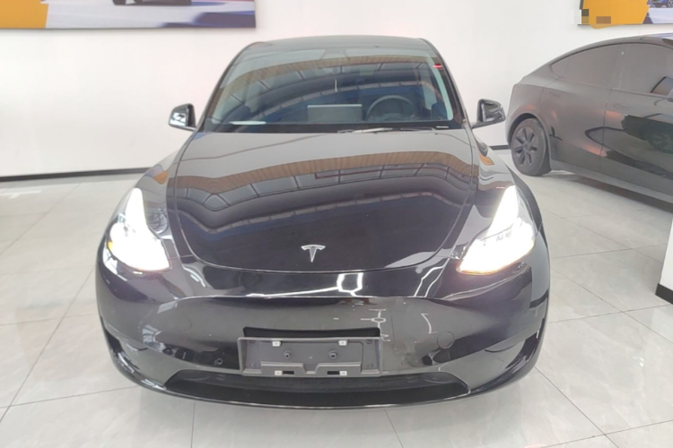 Tesla Model Y 2022 #3 Tesla Model Y 2022 car image #3