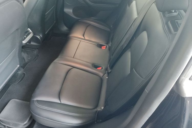 Tesla Model Y 2024 car image #17