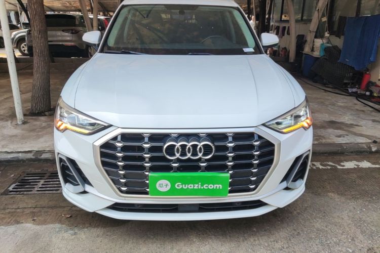 Audi Q3 2019 #3 Audi Q3 2019 car image #3