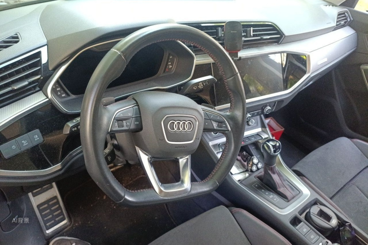Audi Q3 2021 #12 Audi Q3 2021 car image #12