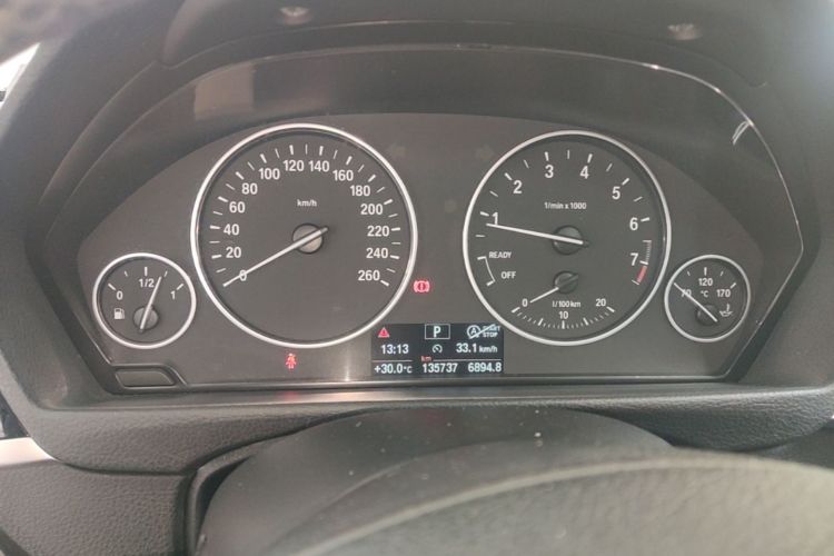 BMW 3 Series 2016 immagine di auto #16
