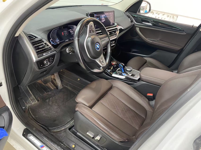 BMW iX3 2023 #2 BMW iX3 2023 изображение автомобиля #2