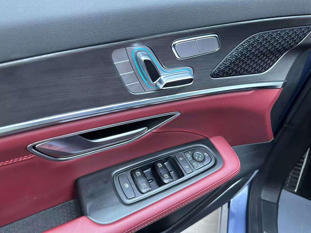 Jetour X70 PLUS 2022 car image #9