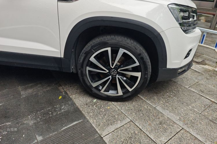 Volkswagen Tharu 2021 car image #9