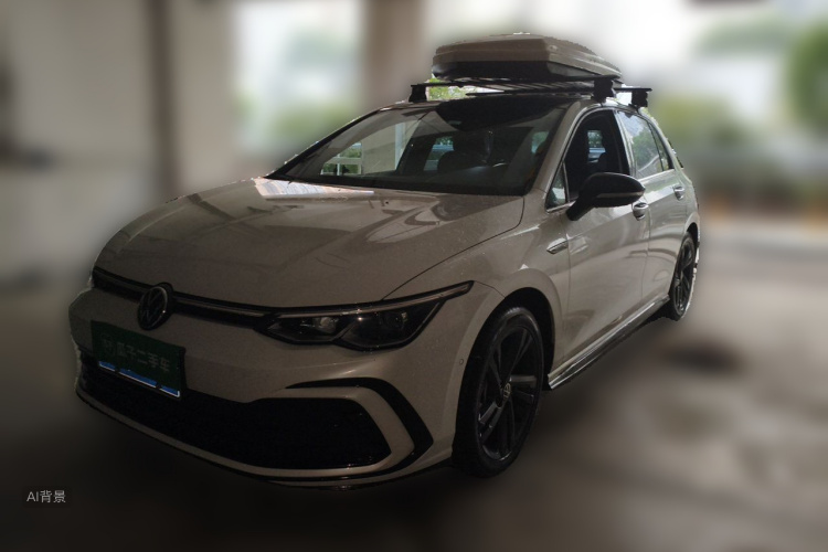 Volkswagen Golf 2023 car image #2