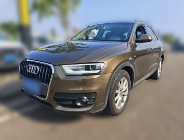 Audi Q3 2015 Audi Q3 2015 immagine di auto