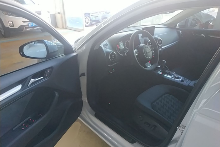 Audi A3 2015 #16 Audi A3 2015 صورة سيارة #16