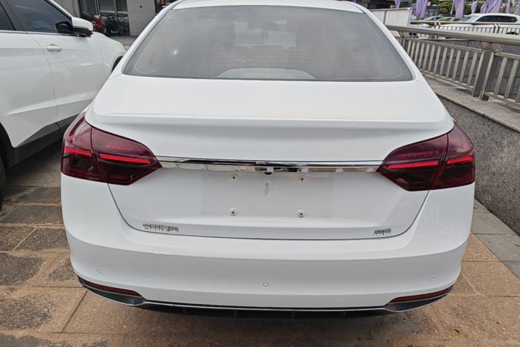 GEELY Emgrand 2021 #4 GEELY Emgrand 2021 car image #4