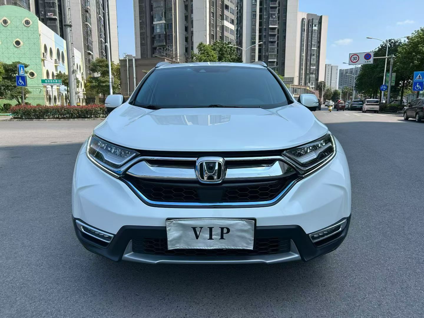 Honda CR-V 2019 изображение автомобиля #4