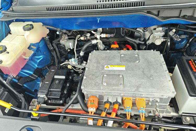 BYD Yuan New Energy 2019 imagen de coche #20