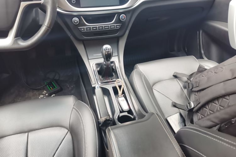 GEELY Emgrand 2018 #14 GEELY Emgrand 2018 car image #14