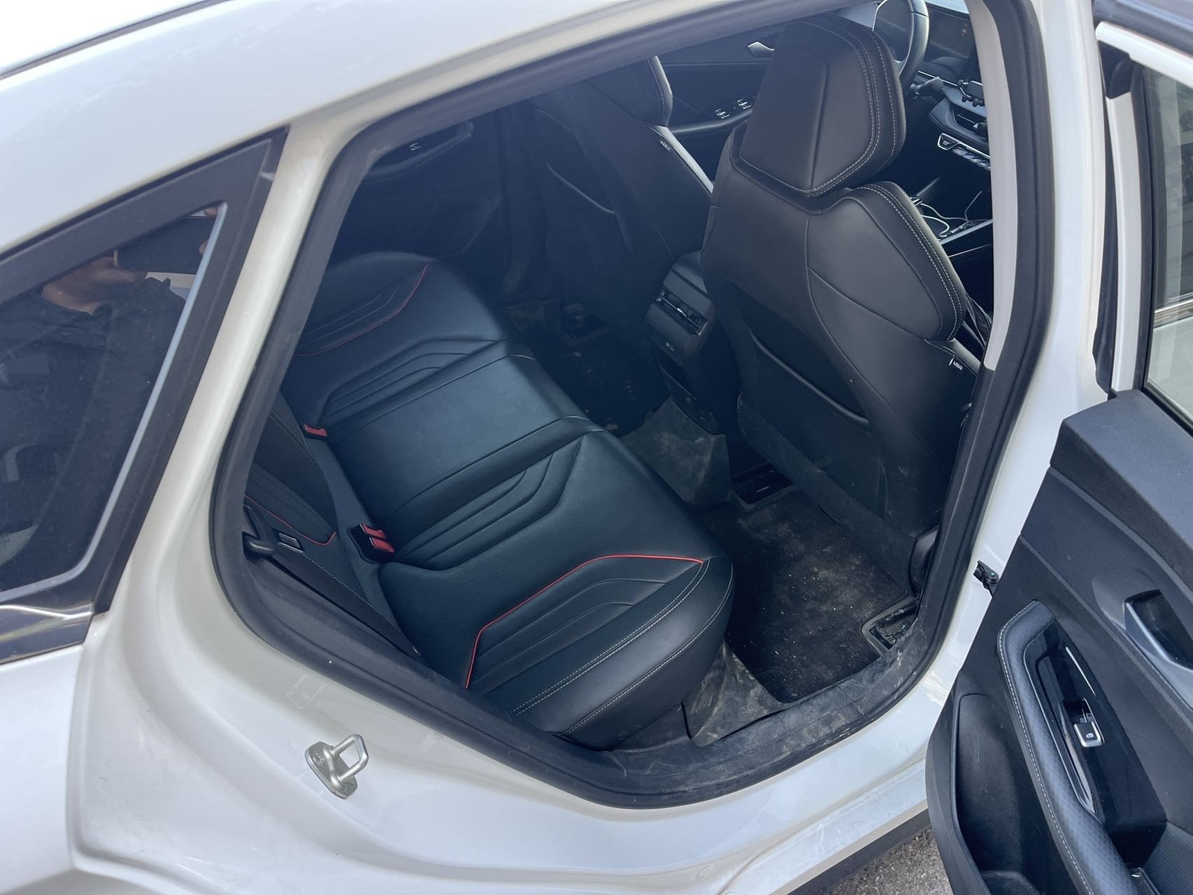 GEELY Binray 2024 #3 GEELY Binray 2024 car image #3
