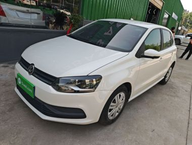 Volkswagen Polo 2018 car image 