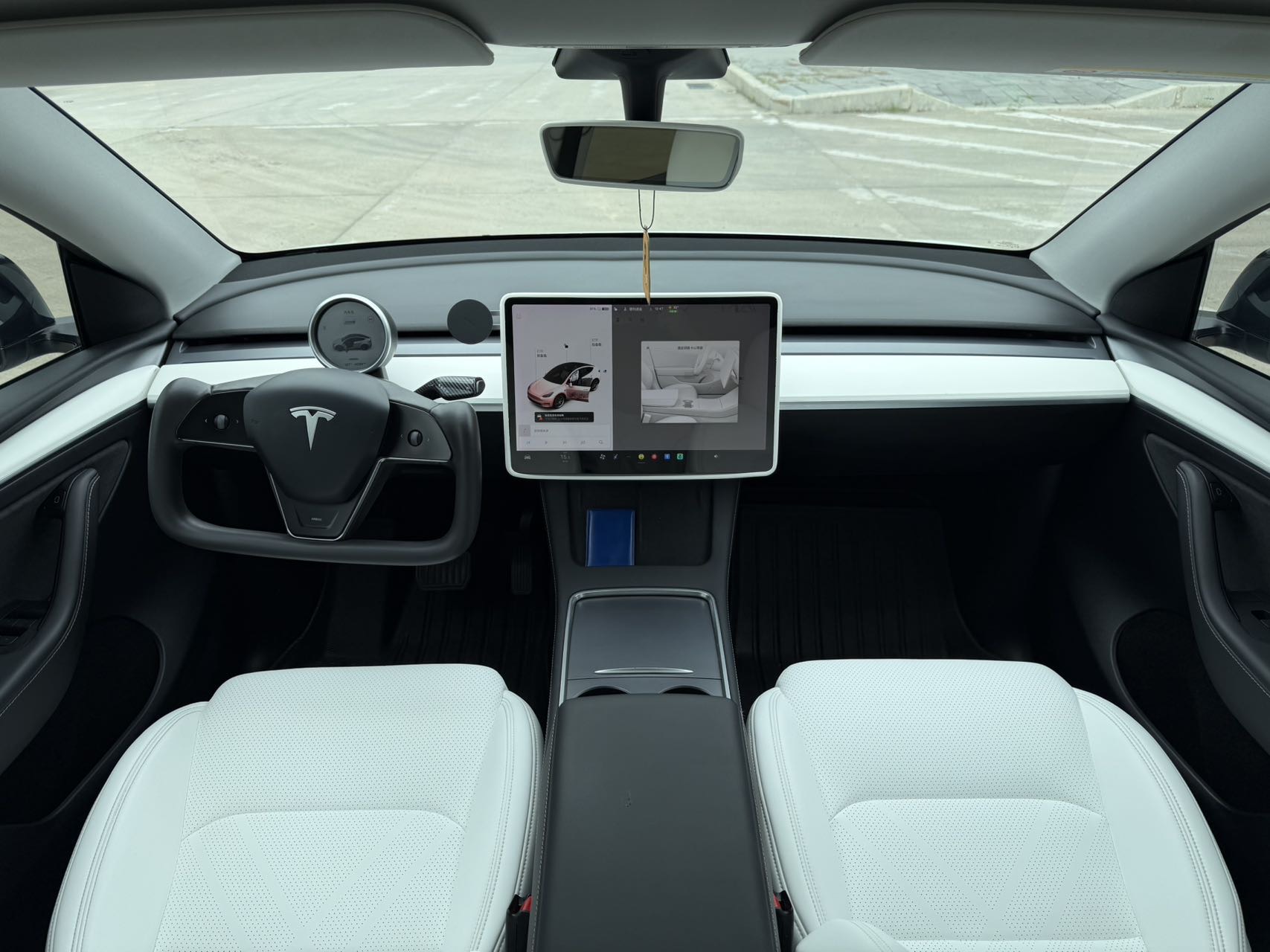Tesla Model Y 2021 #6 Tesla Model Y 2021 car image #6