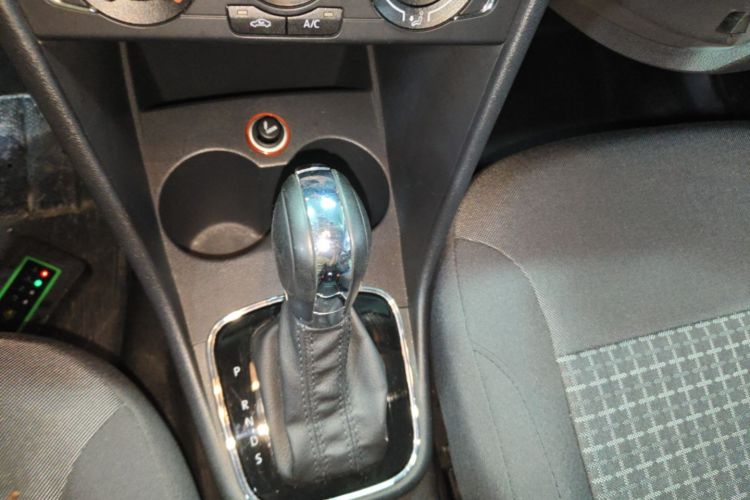 Volkswagen Polo 2017 #14 Volkswagen Polo 2017 car image #14
