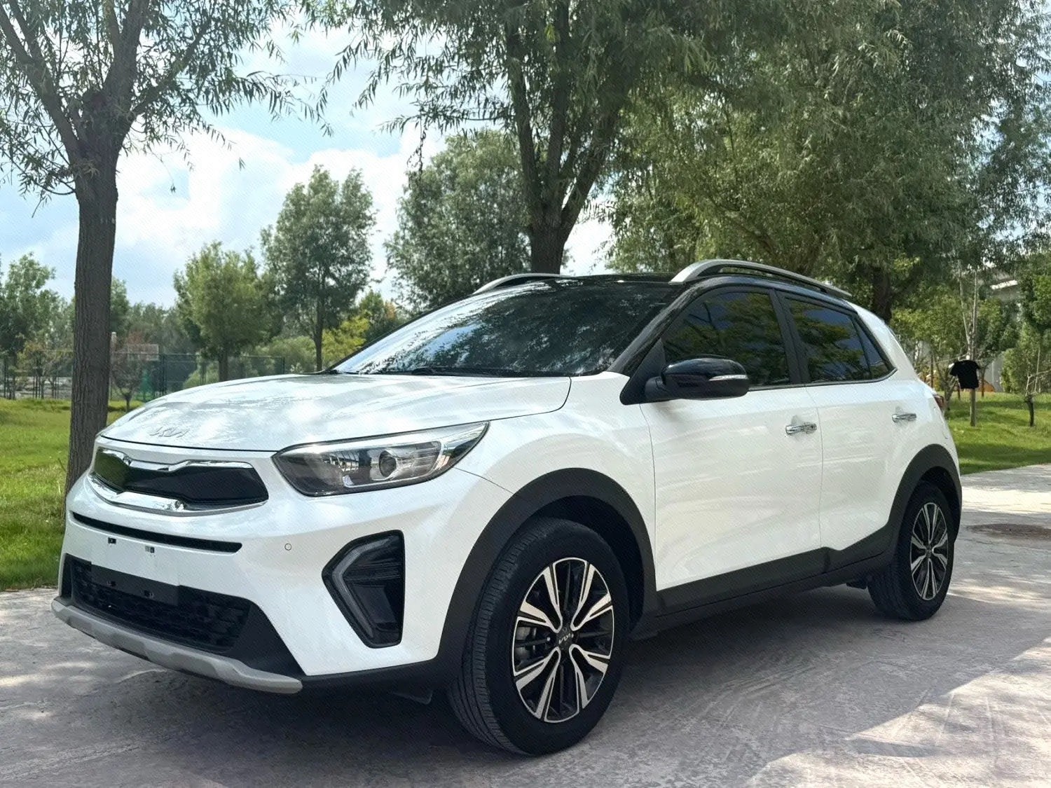 Kia KX1 2022 car image 