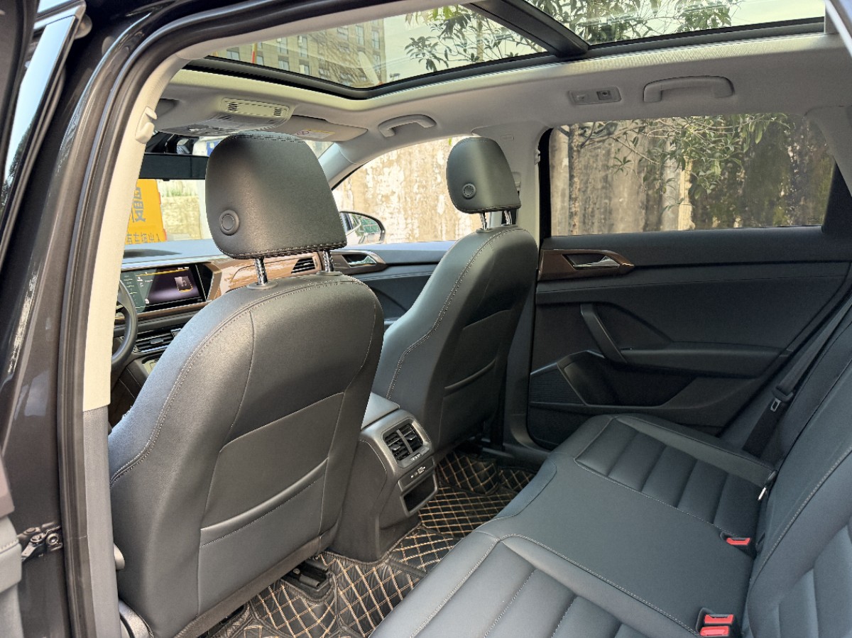Volkswagen Tharu 2023 #10 Volkswagen Tharu 2023 immagine di auto #10