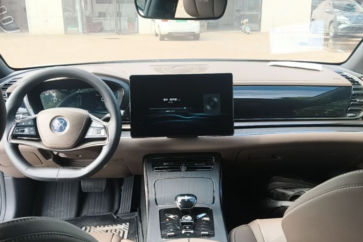 BYD Han 2020 car image #10