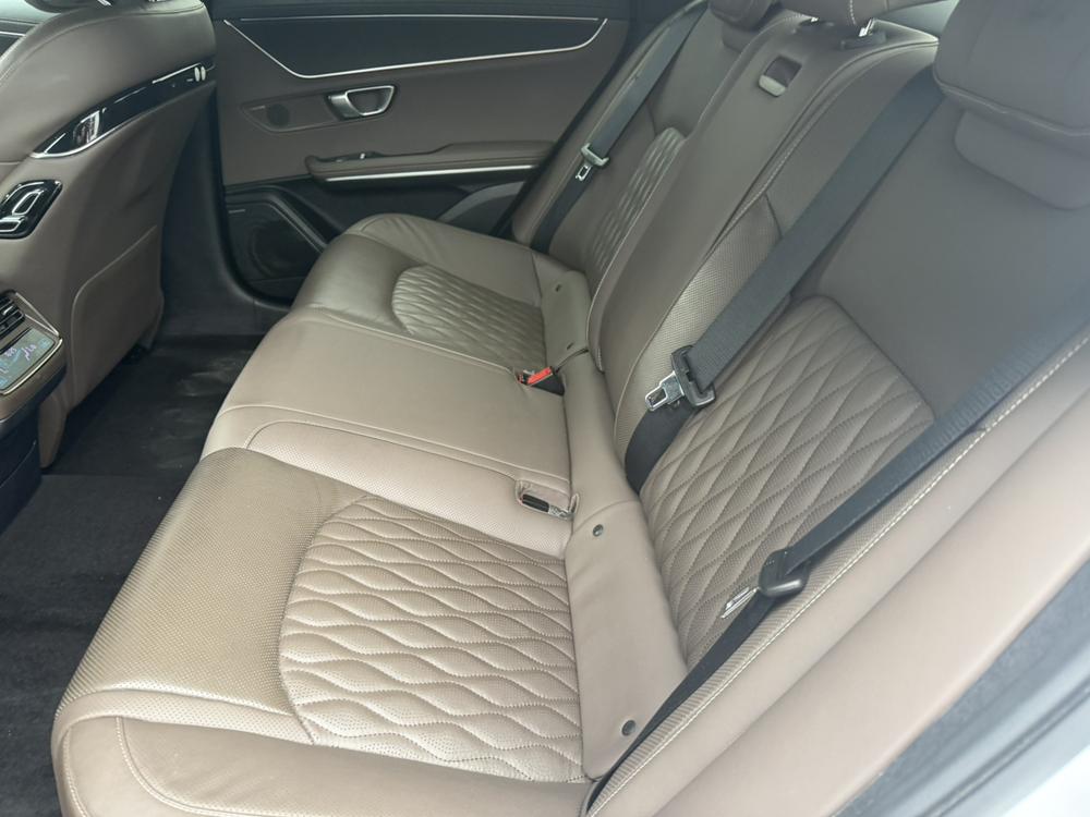 BYD Han 2022 car image #9