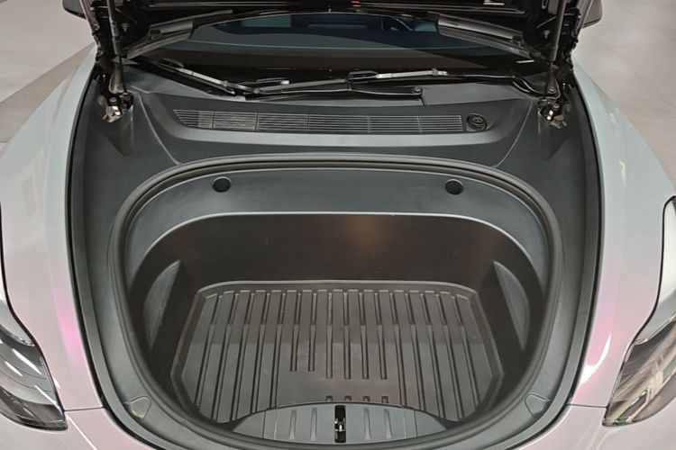Tesla Model 3 2022 car image #22