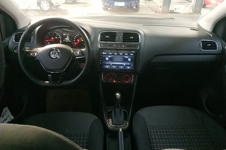Volkswagen Polo 2018 #10 Volkswagen Polo 2018 car image #10