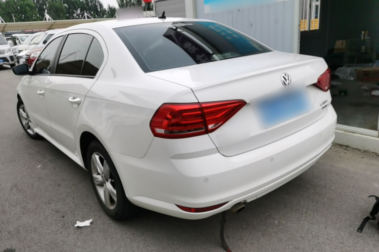 Volkswagen Lavida 2018 car image #5