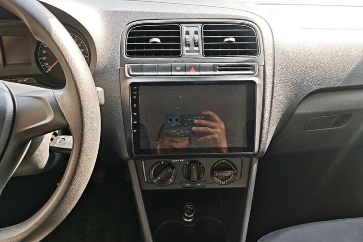 Volkswagen Polo 2017 #13 Volkswagen Polo 2017 car image #13