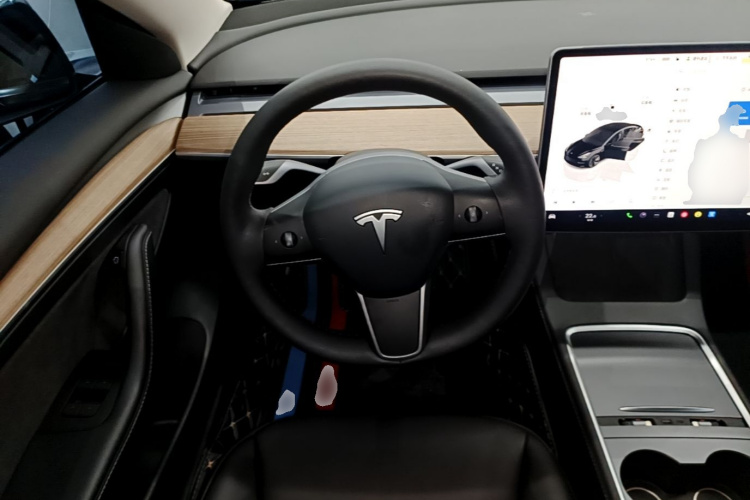 Tesla Model 3 2023 car image #15