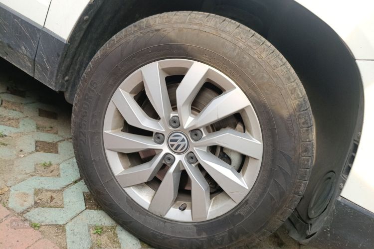 Volkswagen Tharu 2019 car image #9