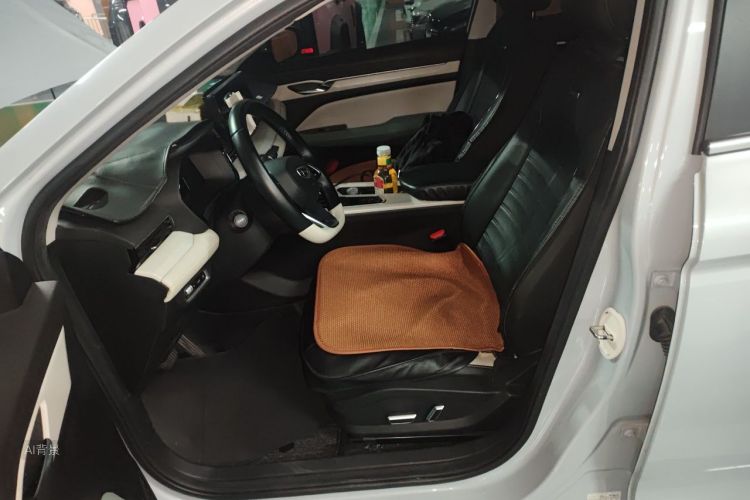 GEELY Emgrand L HiP 2022 car image #17