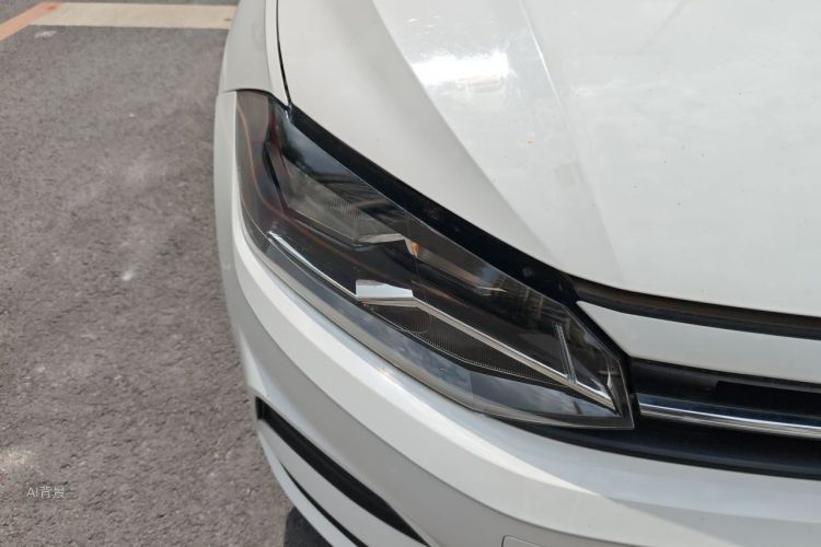 Volkswagen Polo 2021 car image #8