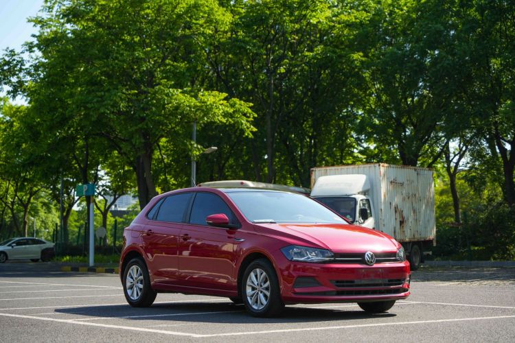 Volkswagen Polo 2020 car image #4